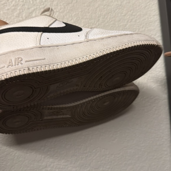 Nike Air Force 1 - Picture 3 of 4